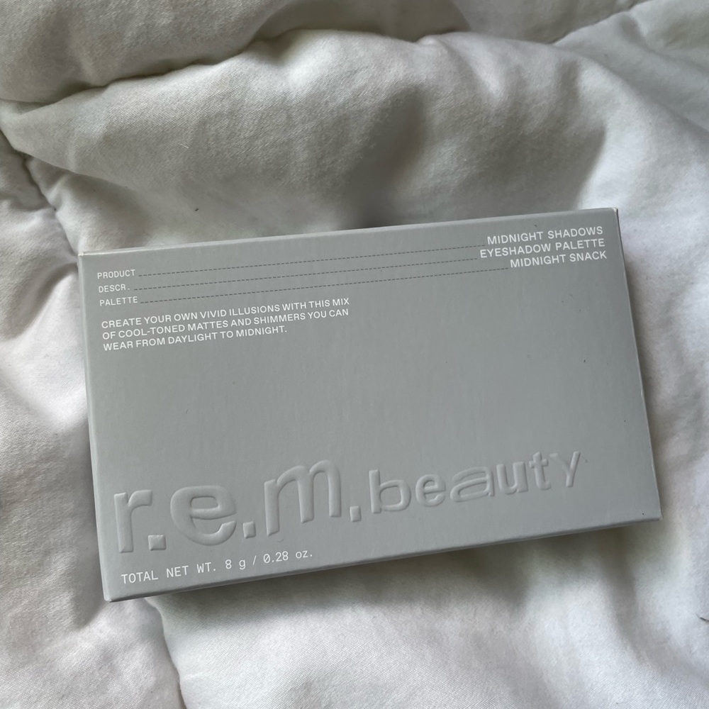 REM Eyeshadow Palette: Midnight snack